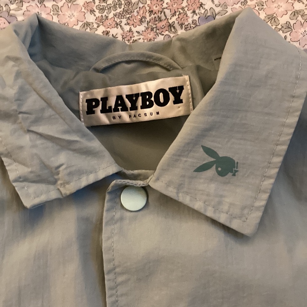 playboy windbreak - Picture 4 of 6